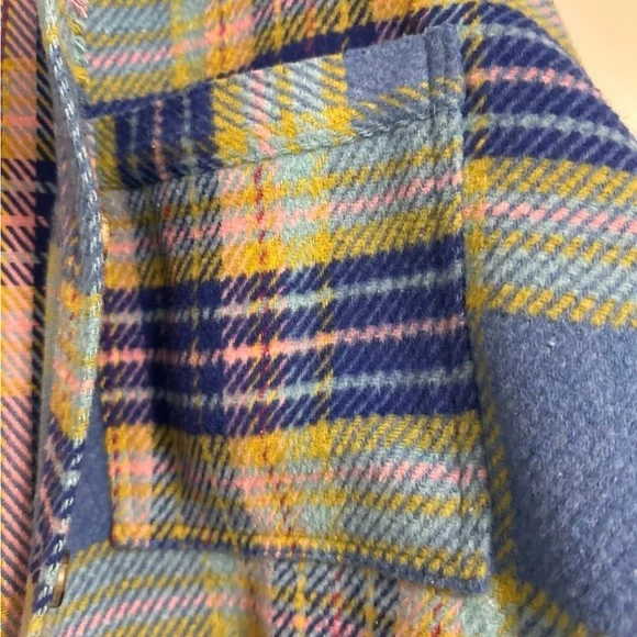 DAVI & DANI Blue Plaid Shacket - Picture 5 of 6